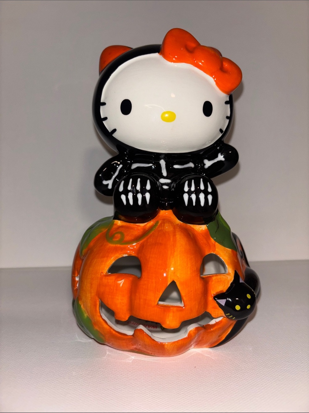 Hello Kitty Blue Sky Clayworks Ceramic Halloween Lantern